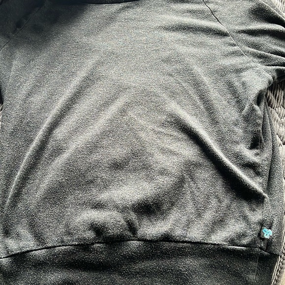 TNA long sleeve good condition - Picture 1 of 2